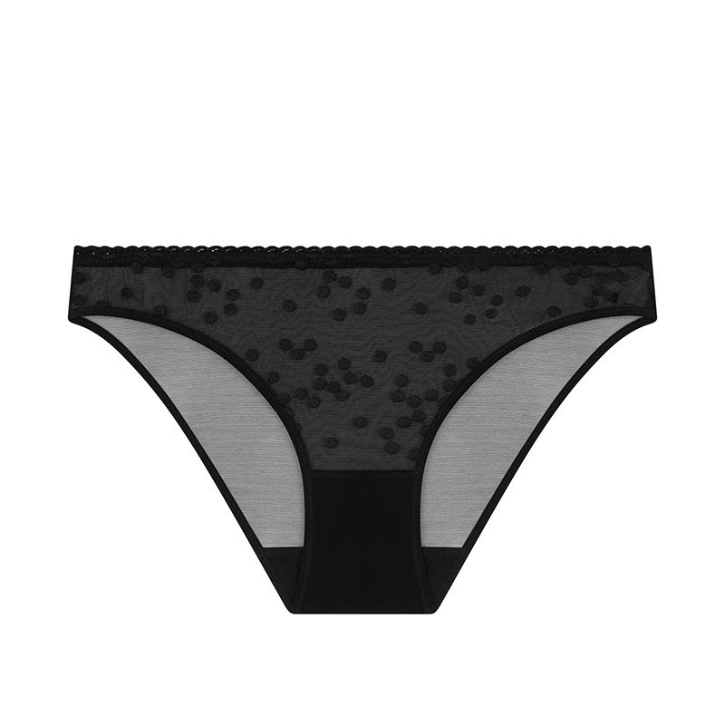 Simone Pérèle Party Brief *